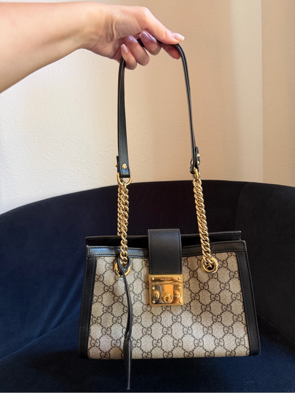 Gucci Women's Padlock Small GG Shoulder Bag Black